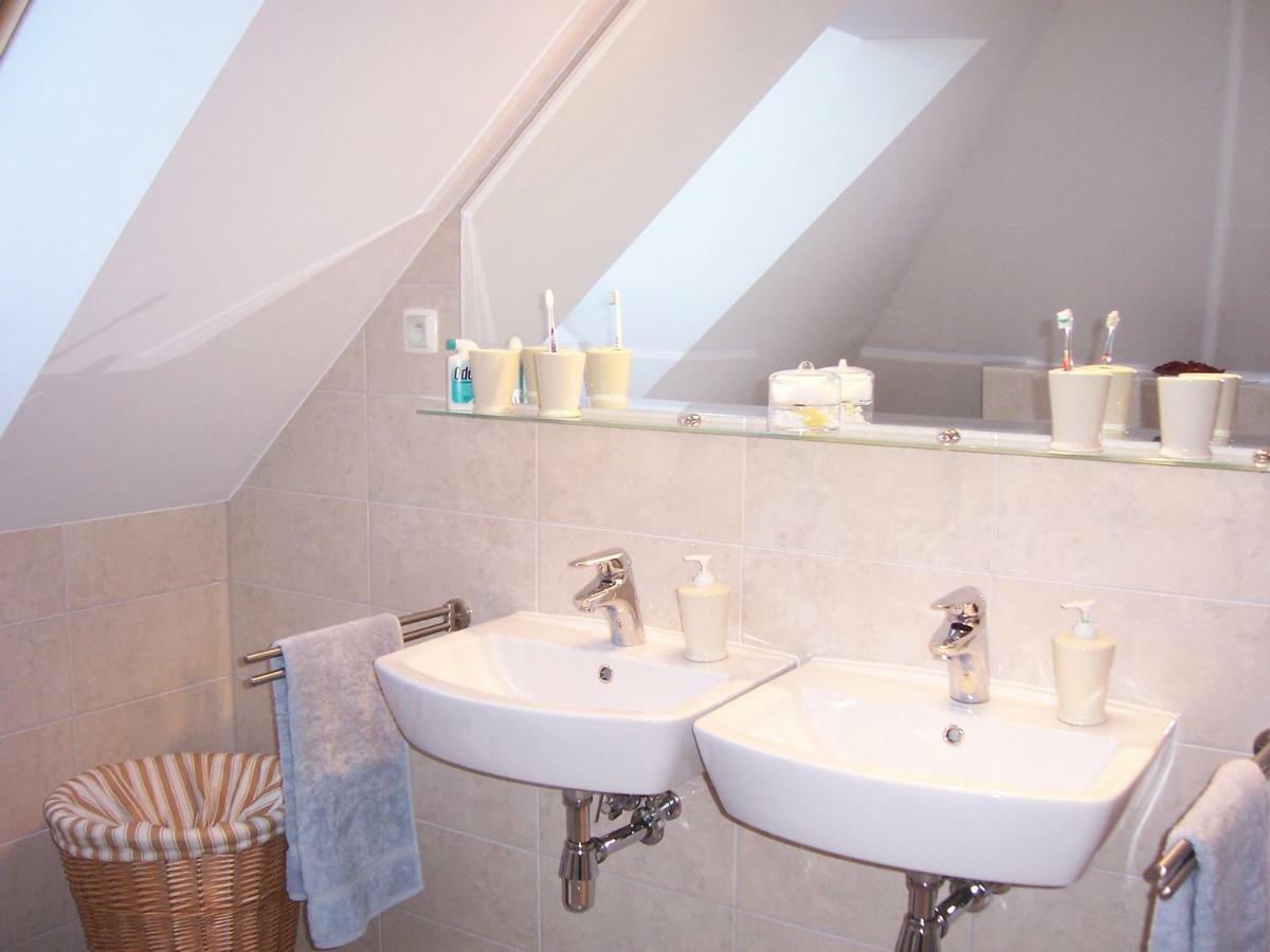 Domwigierski Pl -Jeziorki -Gr- Comfort-Ferienhaus-Polen - Wlasna Linia Brzegowa I Sauna Wysoki Most  Buitenkant foto